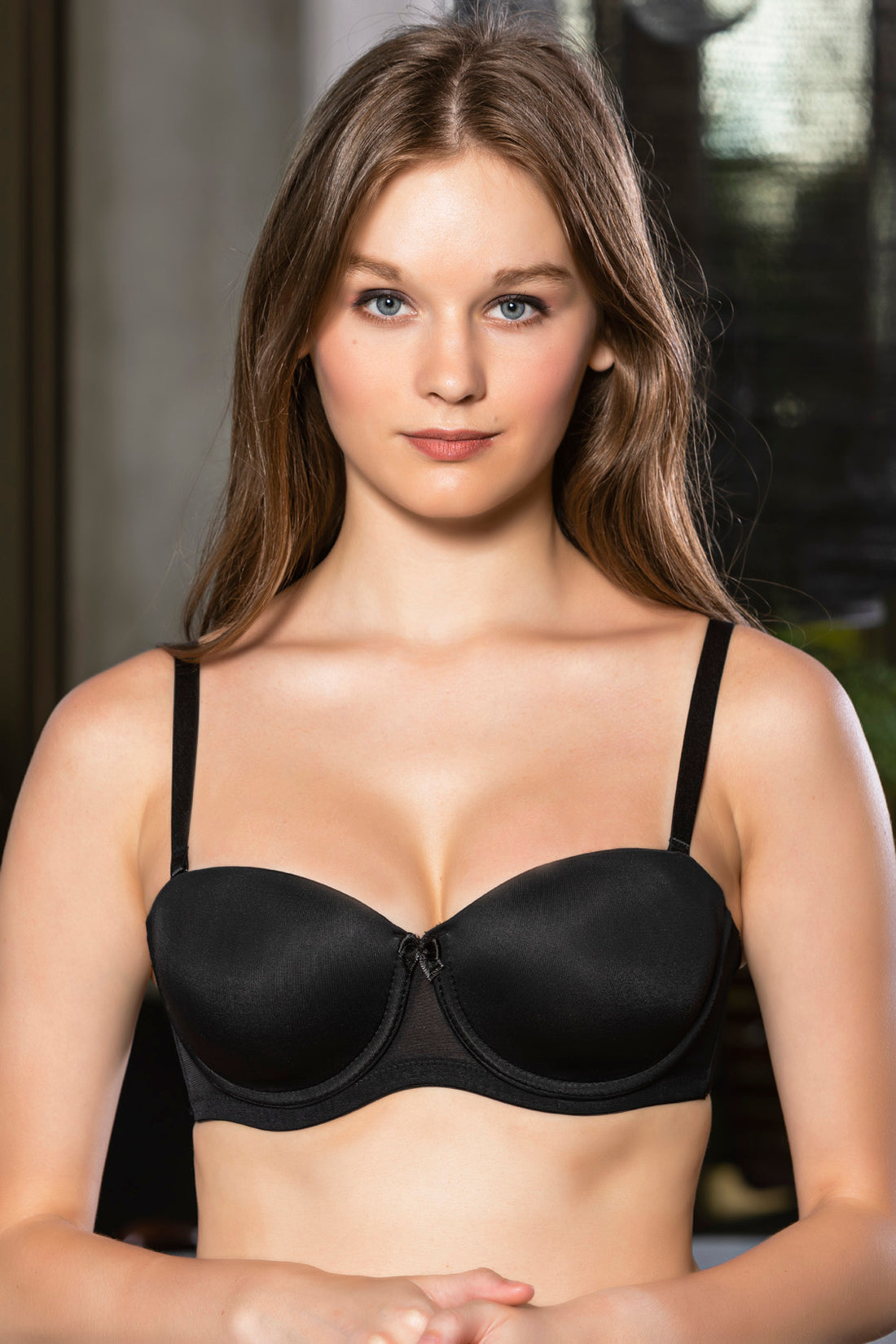 Velour Charm Strapless Slim Cup Bra